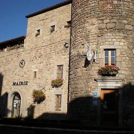 Lozere St Alban Aubrac Margeride 4 Etoiles 8 Personnes Au Calme Pres Nature Holiday home Saint-Alban-sur-Limagnole