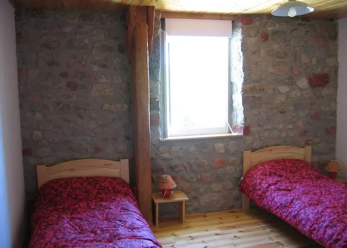 Lozere St Alban Aubrac Margeride 4 Etoiles 8 Personnes Au Calme Pres Nature *